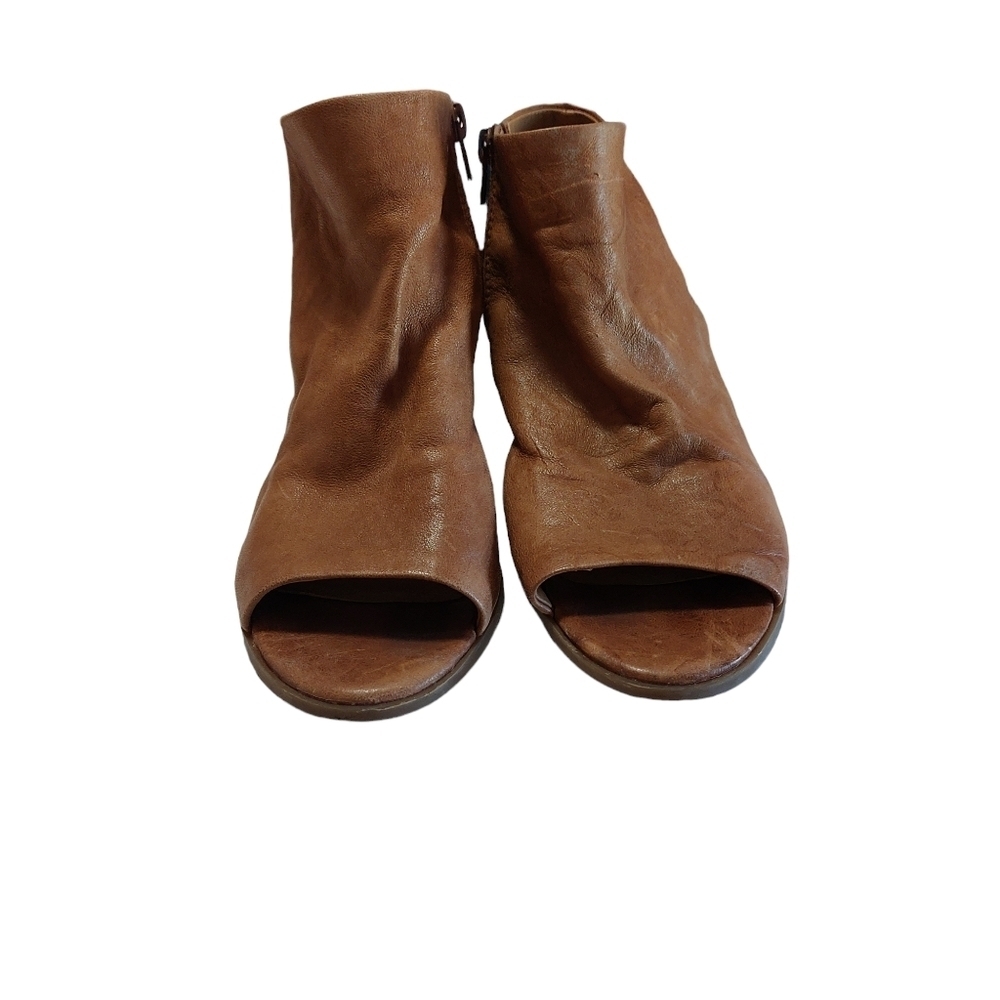 Lucky Brand Brown Sandals